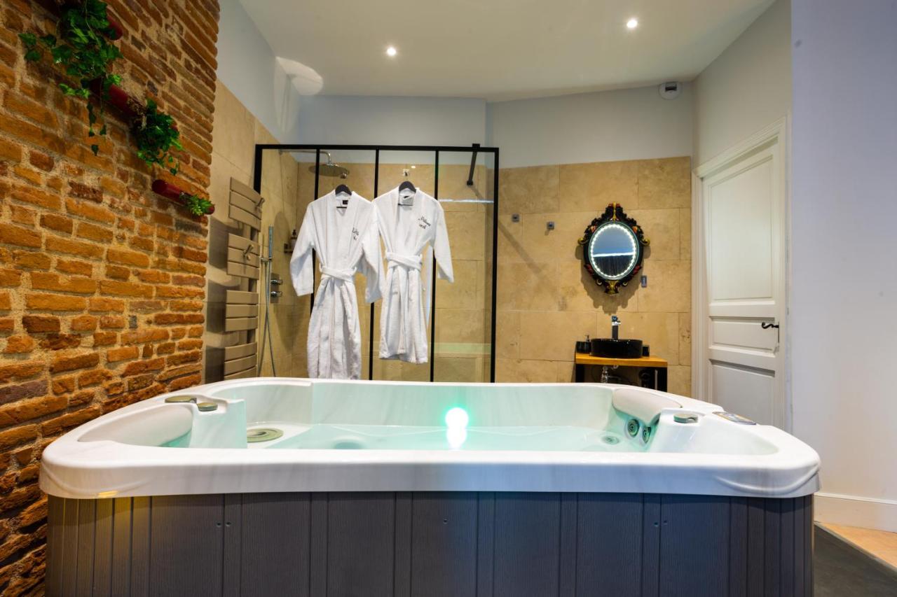 Le Prieure - Suites Romantiques Spa Privatif, Piscine, Jardin, Massages Proche De Toulouse Verfeil  Exterior photo